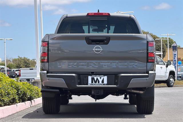 New 2026 Nissan Frontier SV w/ Tow Package RWD image 5