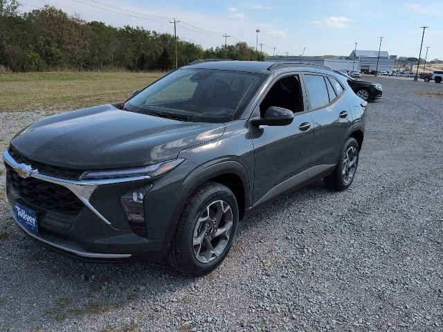 New 2026 Chevrolet Trax LT image 5