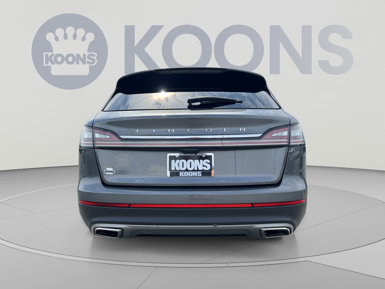 Used 2023 Lincoln Nautilus Reserve AWD/4WD image 5