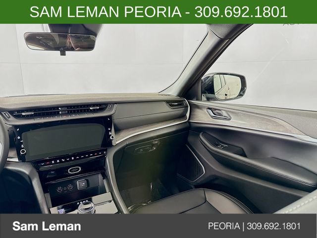 New 2026 Jeep Grand Cherokee Limited w/ Limited Altitude Package image 25