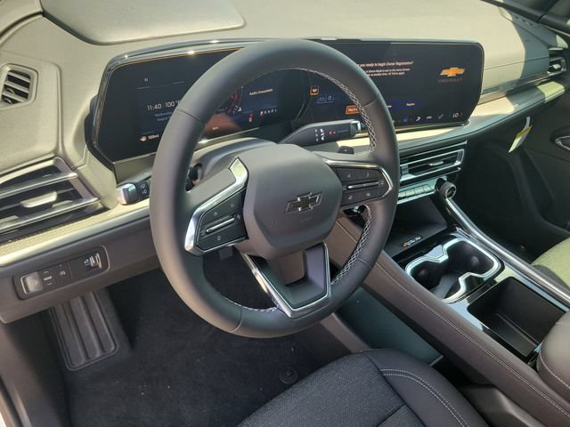 New 2026 Chevrolet Traverse LT w/ Midnight/Sport Edition FWD image 8