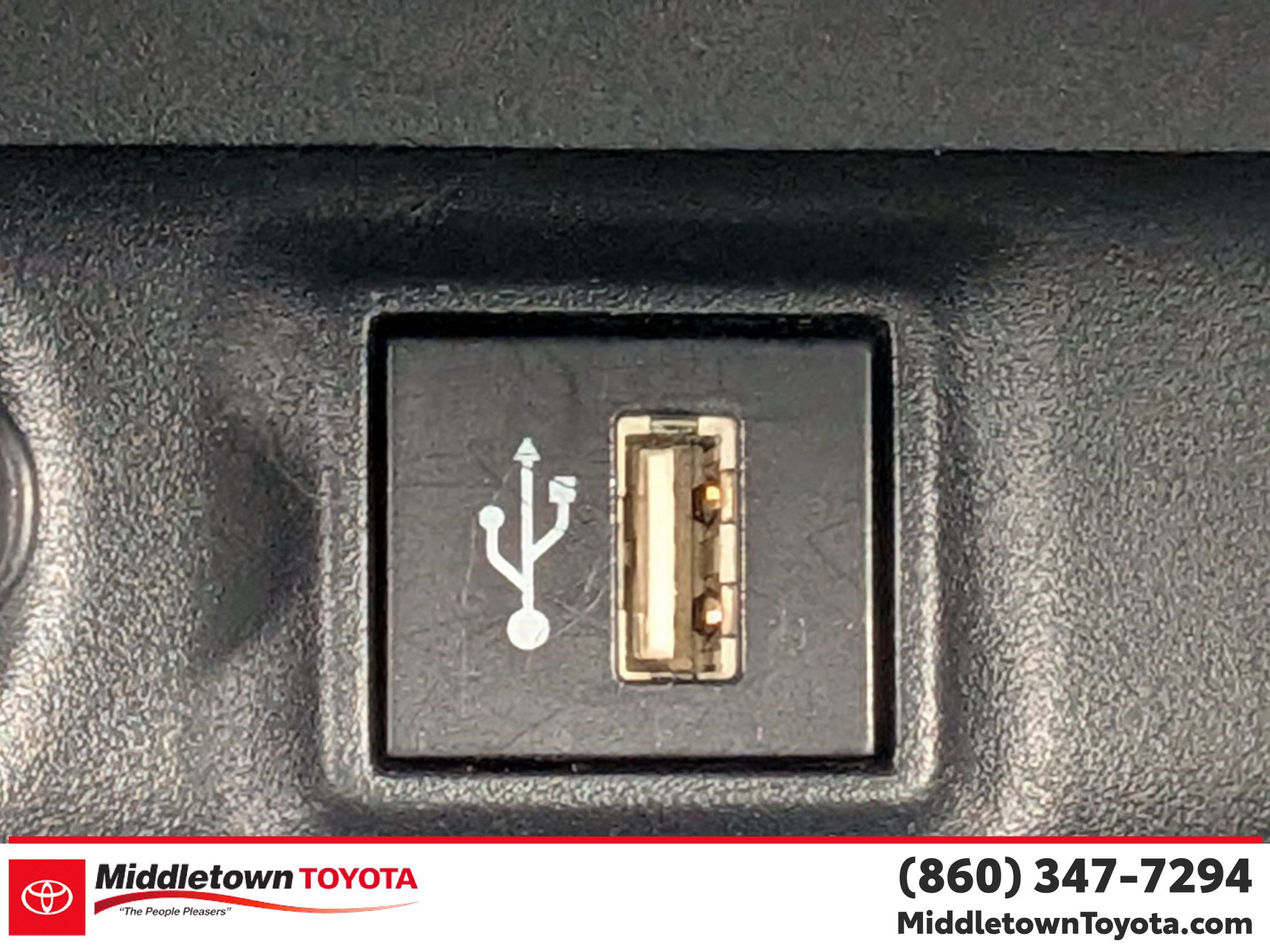 Certified 2025 Toyota RAV4 XLE AWD/4WD image 24