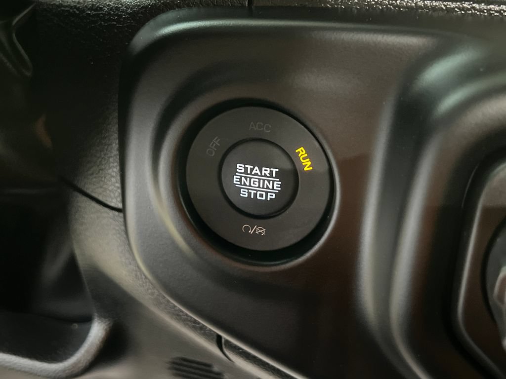 Used 2023 Jeep Wrangler Unlimited Sport AWD/4WD image 23