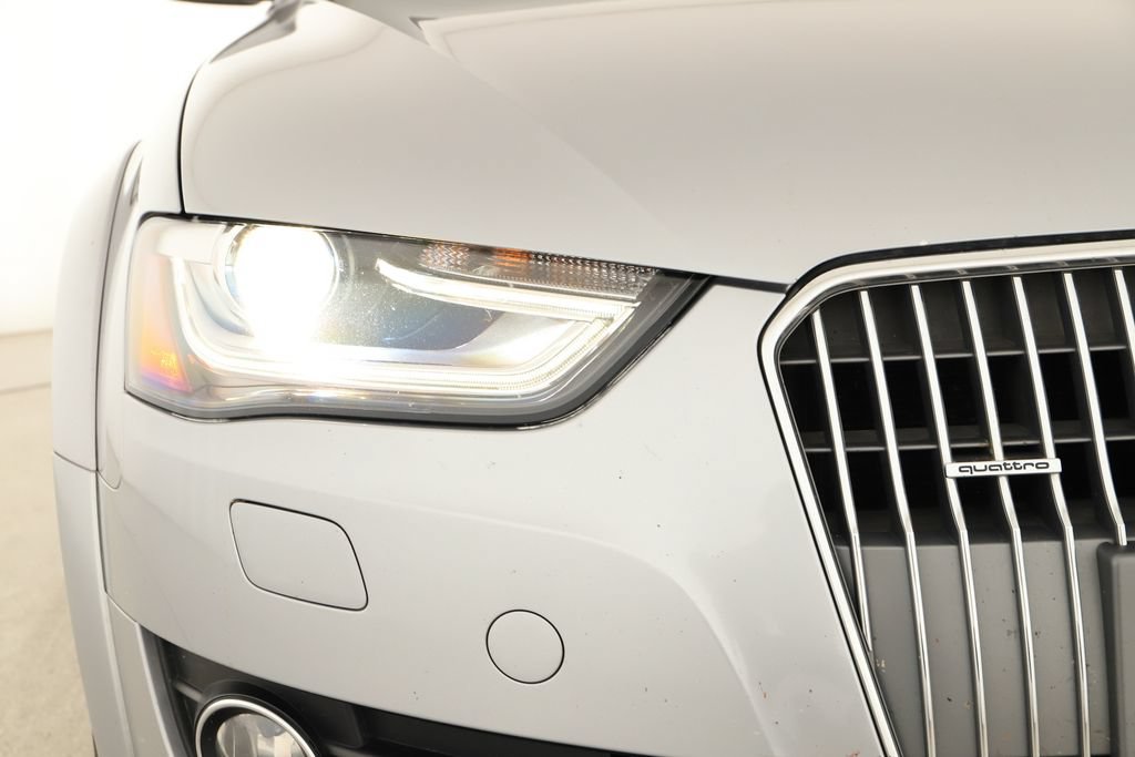 Used 2015 Audi A4 Premium Plus w/ Technology Package AWD/4WD image 41