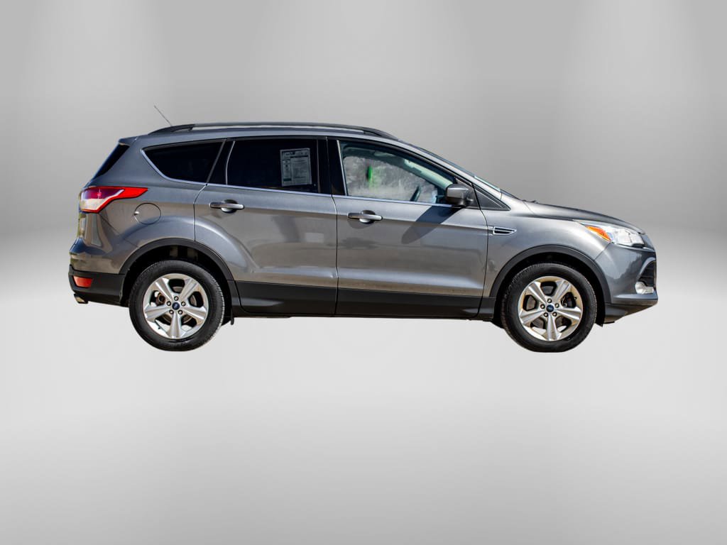 Used 2014 Ford Escape SE w/ Equipment Group 201A AWD/4WD image 2