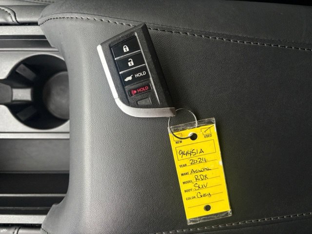 Used 2024 Acura RDX SH-AWD image 16