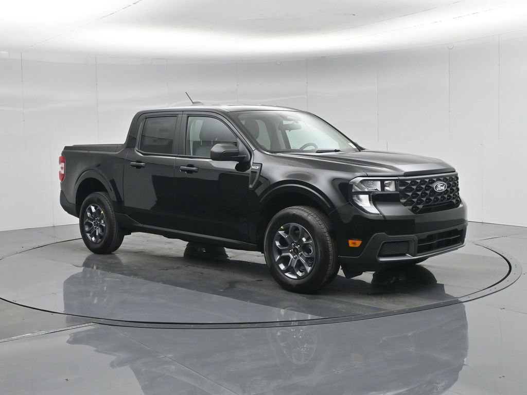 New 2026 Ford Maverick XLT image 32