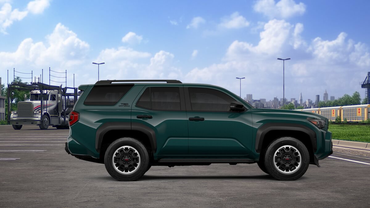 New 2026 Toyota 4Runner TRD Off-Road Premium AWD/4WD image 12