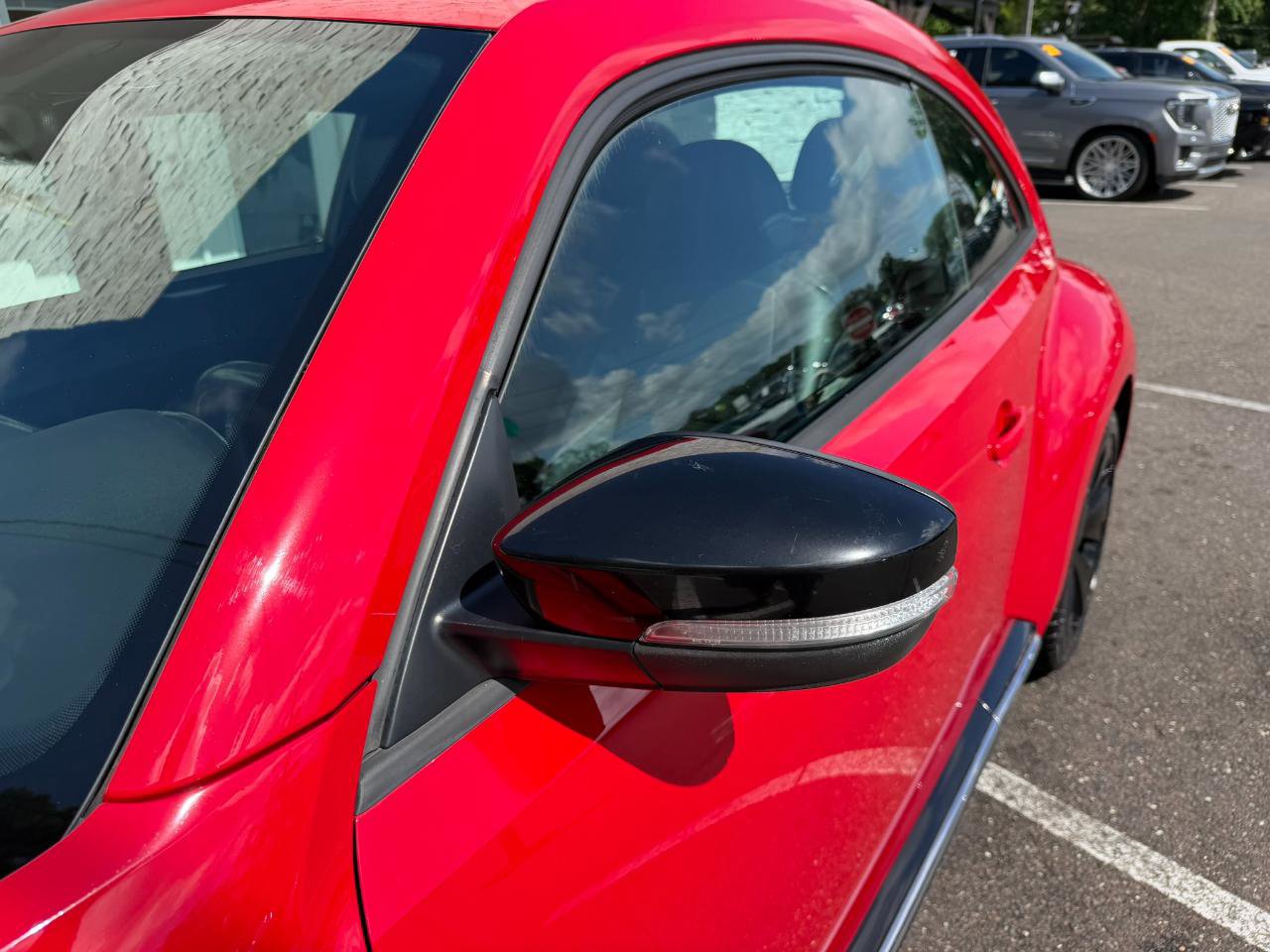 Used 2012 Volkswagen Beetle Turbo FWD image 8