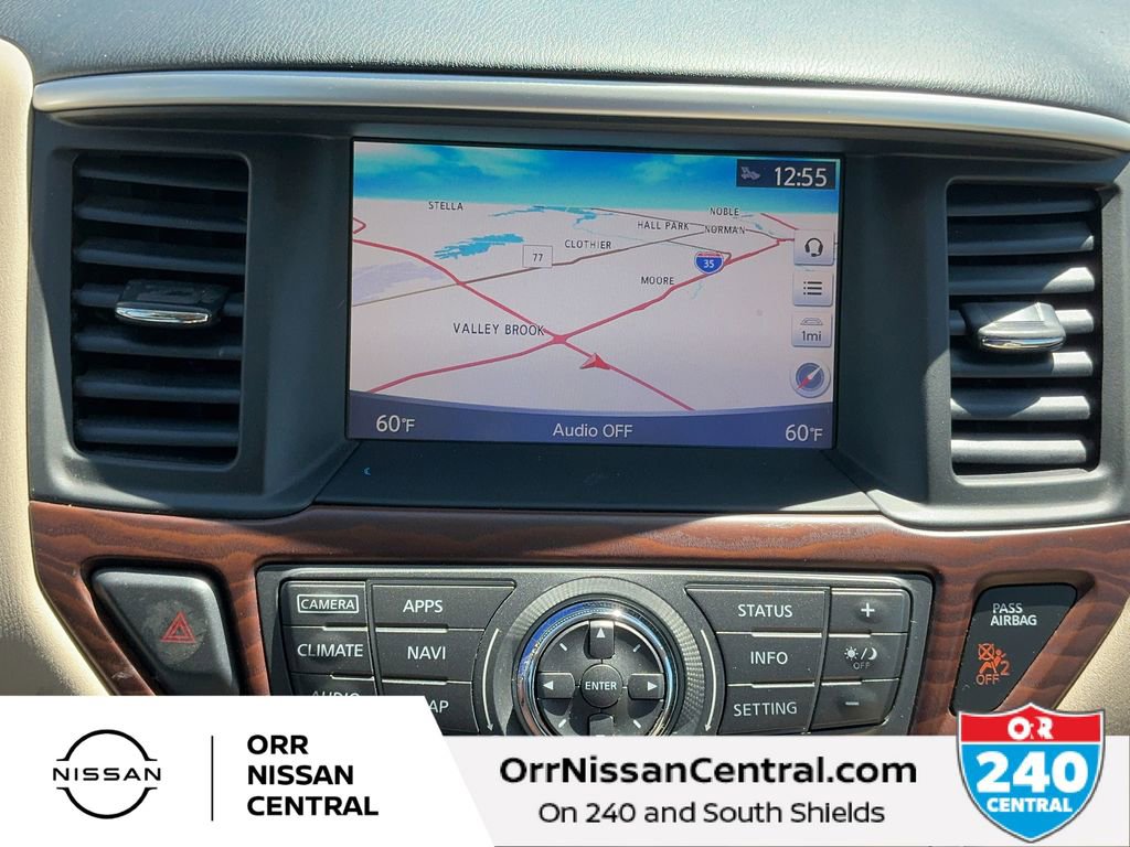 Used 2017 Nissan Pathfinder Platinum image 24