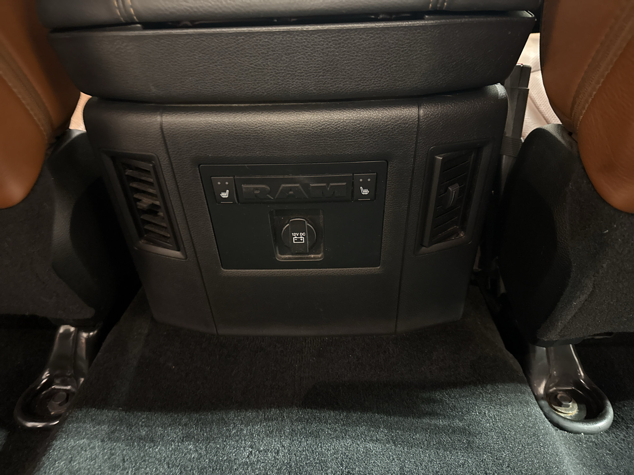 Used 2017 RAM 1500 Laramie Longhorn w/ Convenience Group AWD/4WD image 28