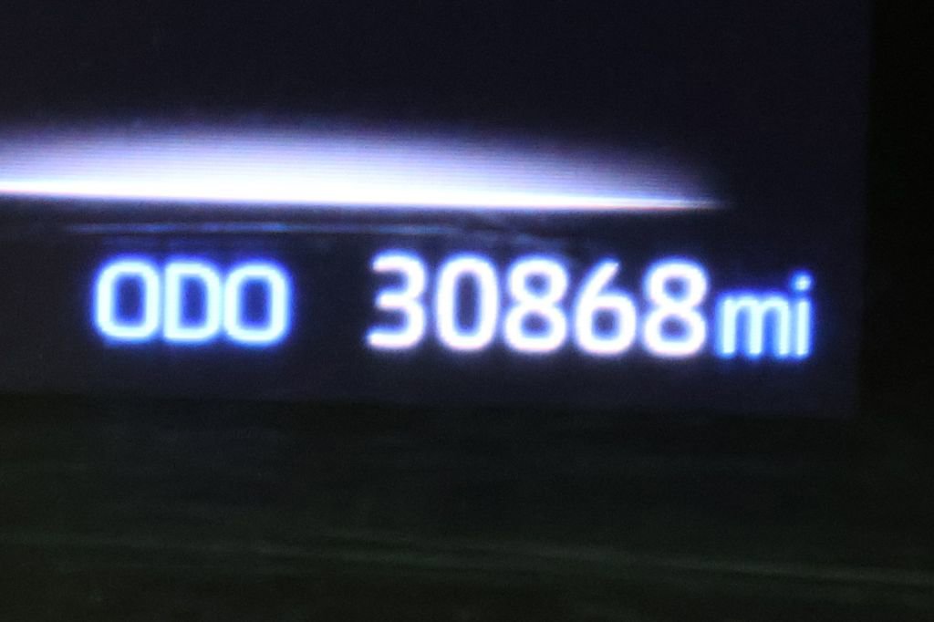 Certified 2021 Toyota RAV4 LE image 25