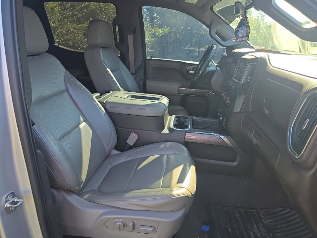 Used 2019 Chevrolet Silverado 1500 LTZ w/ LTZ Premium Package AWD/4WD image 18