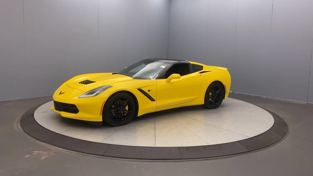 Used 2016 Chevrolet Corvette Stingray Coupe w/ 2LT Preferred Equipment Group RWD image 9