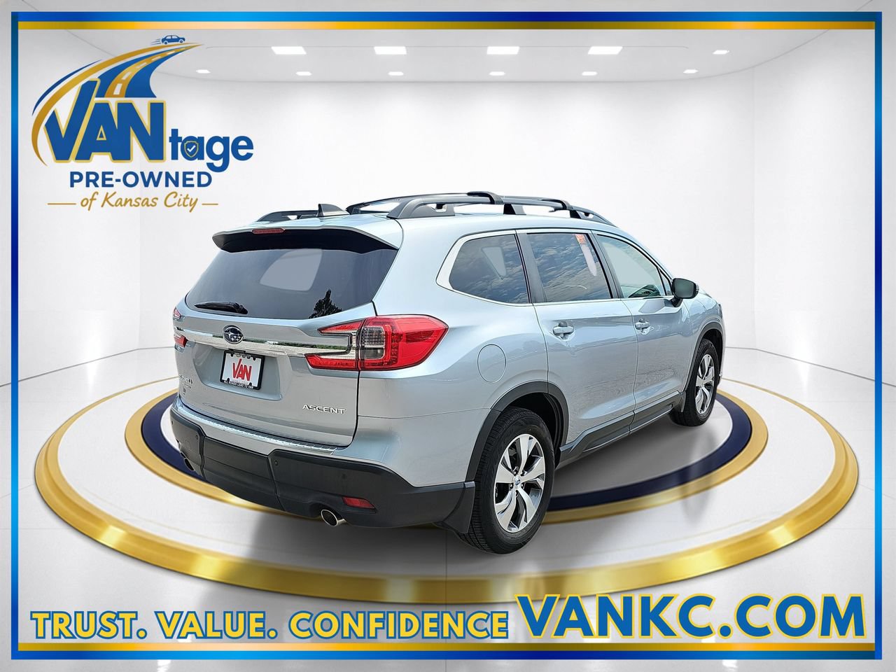Used 2023 Subaru Ascent Premium w/ Convenience Package AWD/4WD image 6