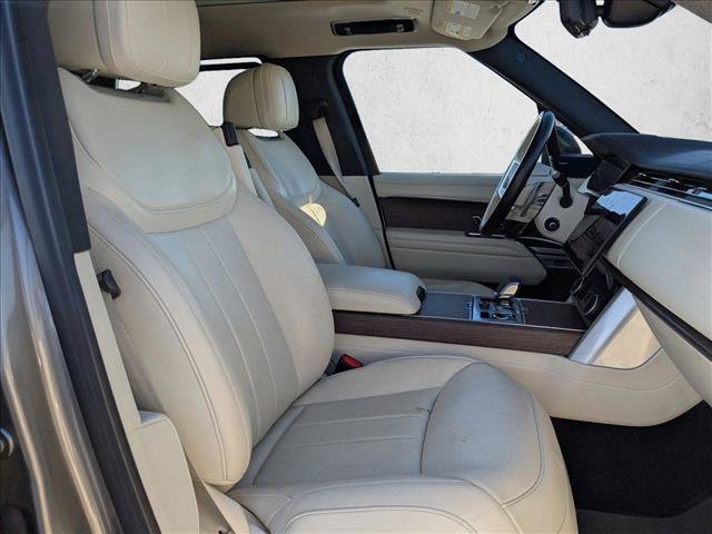 Used 2023 Land Rover Range Rover SE AWD/4WD image 17