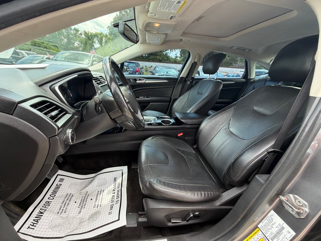 Used 2013 Ford Fusion Titanium FWD image 9