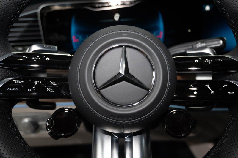 New 2026 Mercedes-Benz GLE 63 AMG S image 21