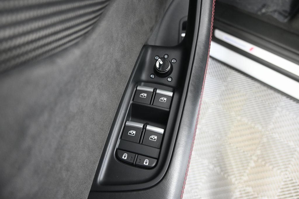 Used 2021 Audi RS Q8 image 20