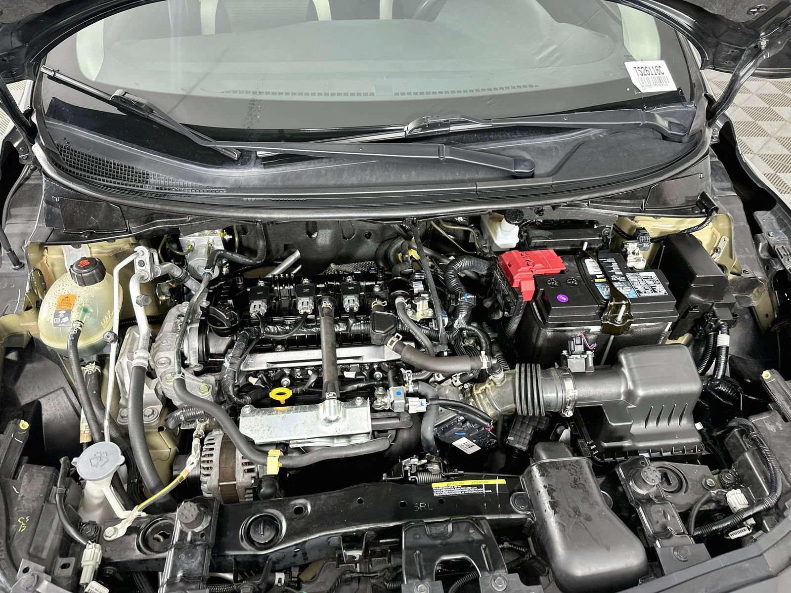 Used 2021 Nissan Versa SV FWD image 27