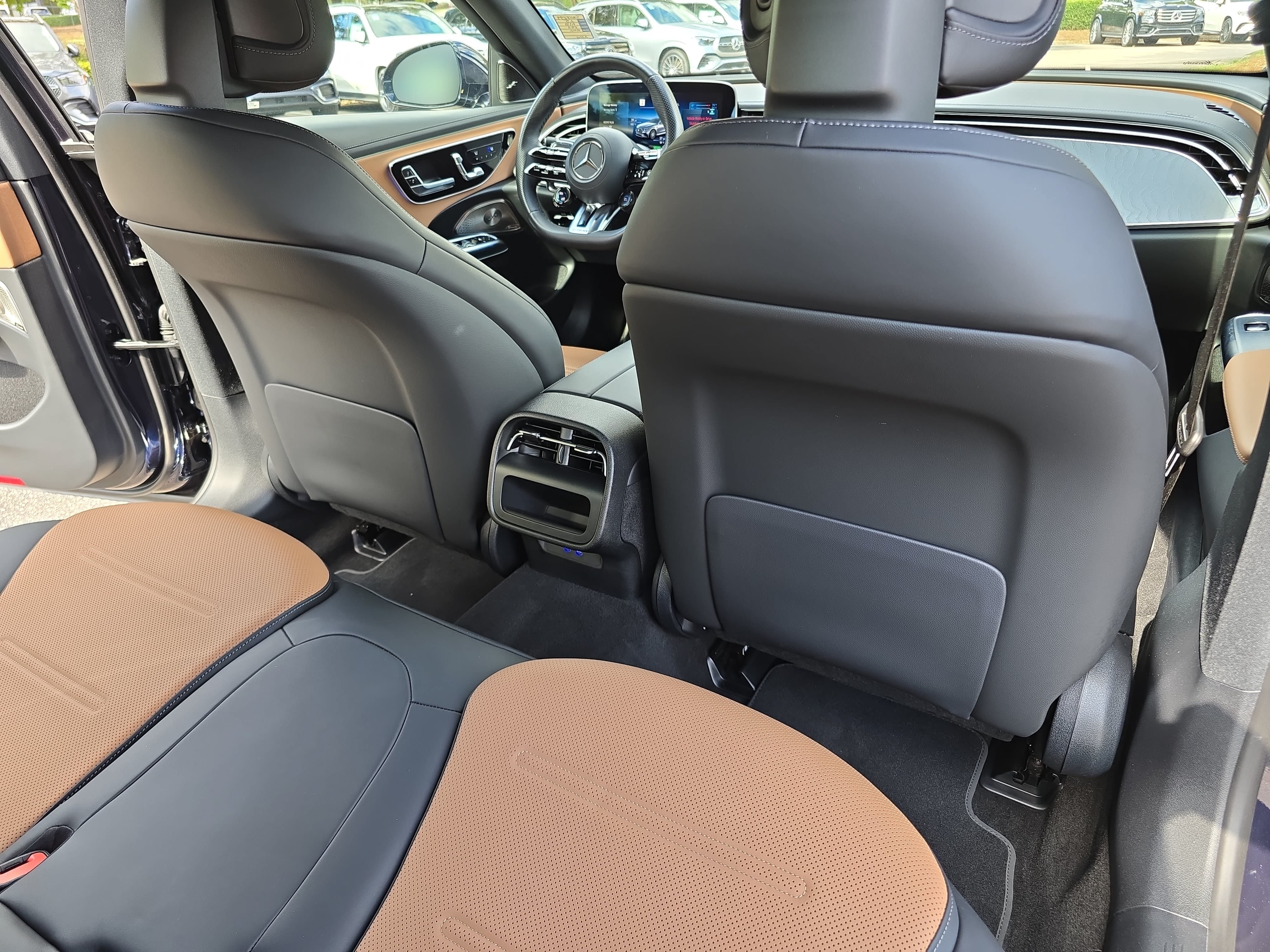Certified 2025 Mercedes-Benz E 53 AMG e 4MATIC Sedan image 11
