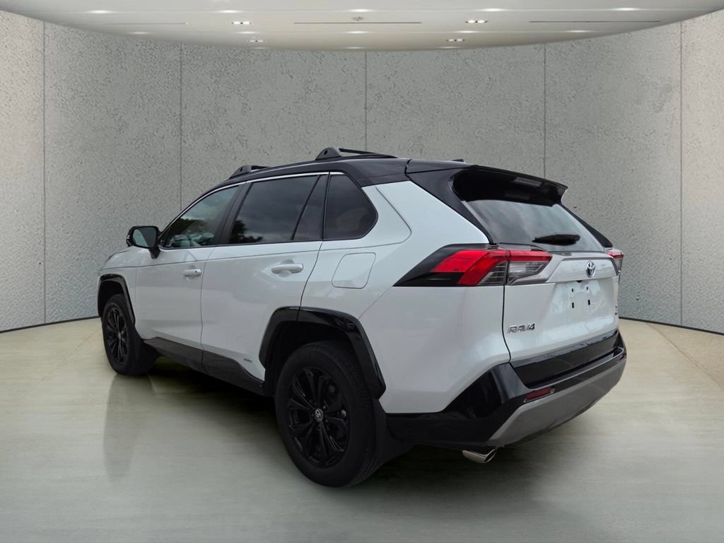 Used 2024 Toyota RAV4 XSE AWD/4WD image 7