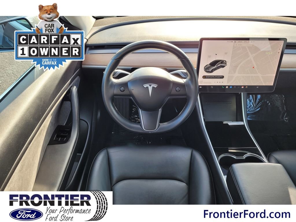 Used 2018 Tesla Model 3 Mid Range image 9