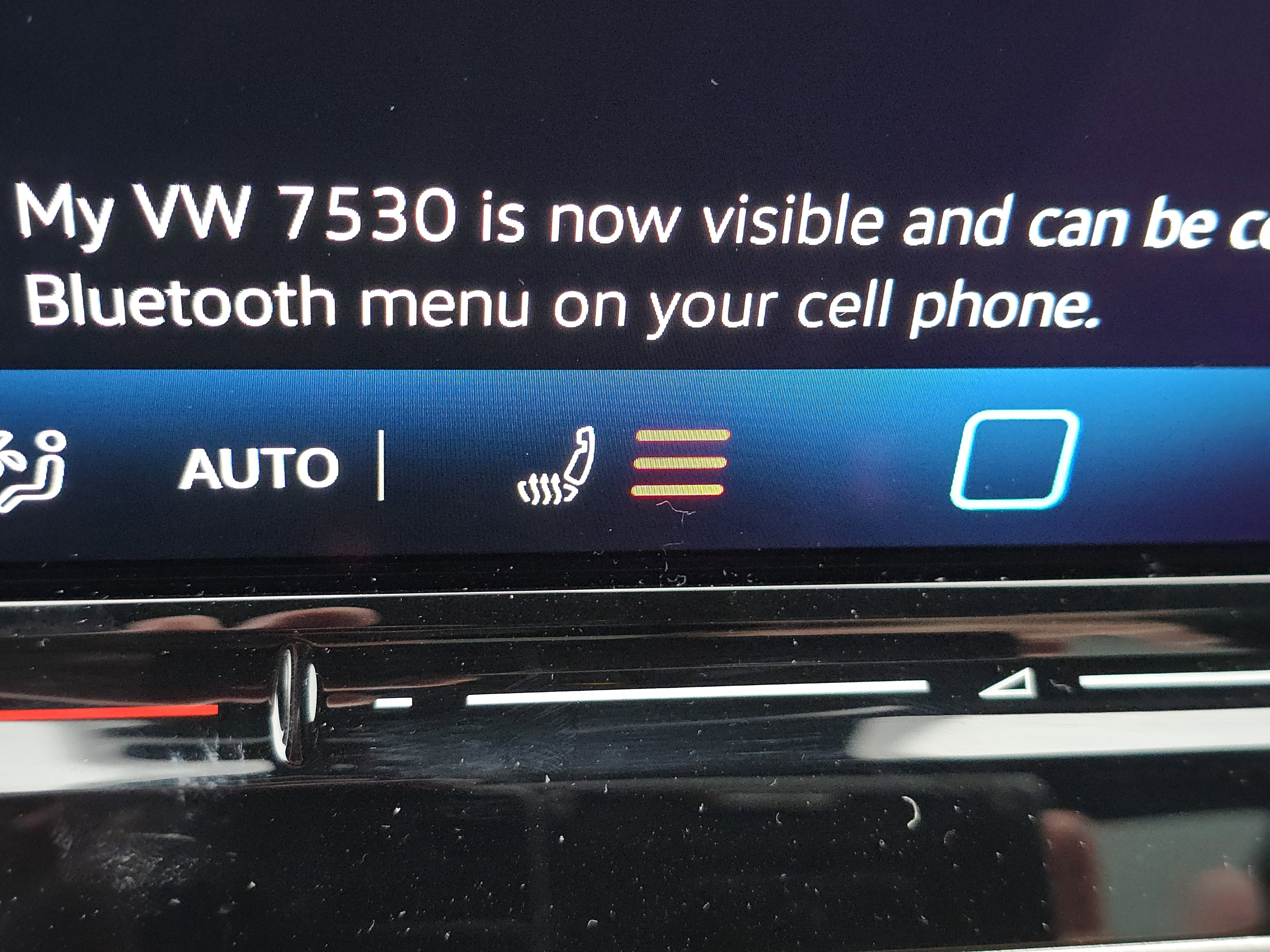 New 2026 Volkswagen Tiguan SE R-Line image 12