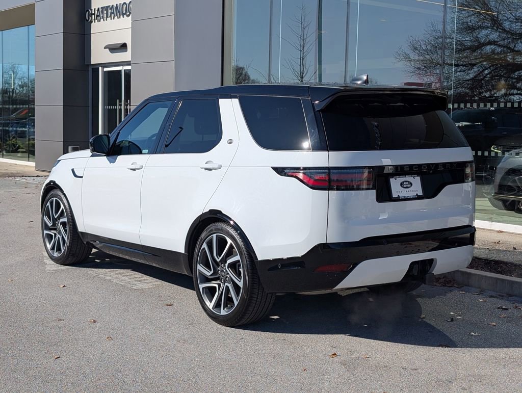 Certified 2024 Land Rover Discovery Dynamic SE AWD/4WD image 4
