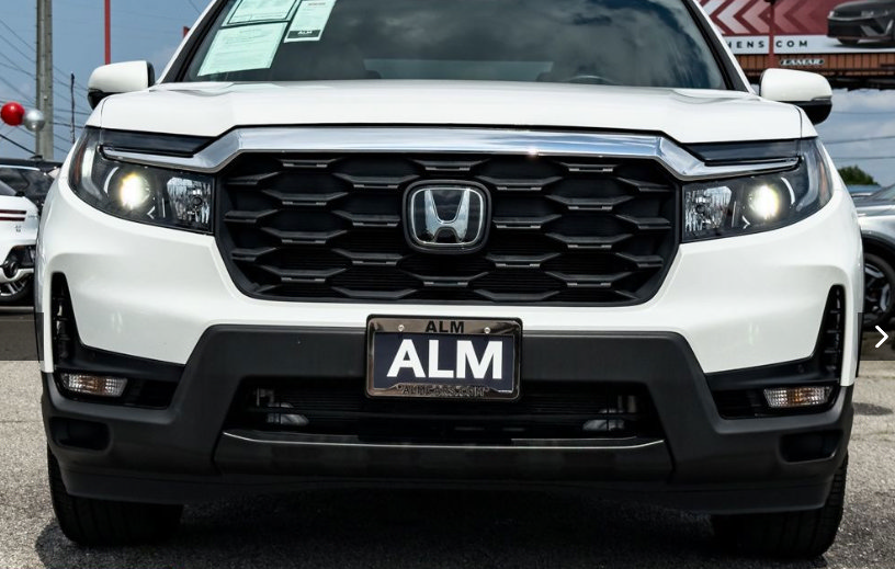 Used 2023 Honda Passport EX-L image 4