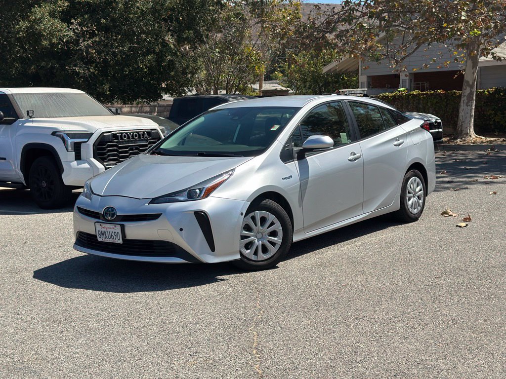 Certified 2020 Toyota Prius L Eco w/ Carpet Mat Package