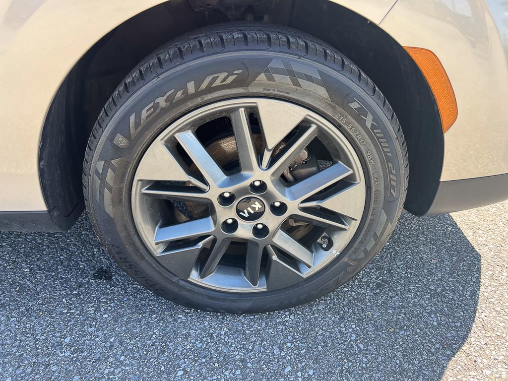 Used 2020 Kia Soul EX image 8