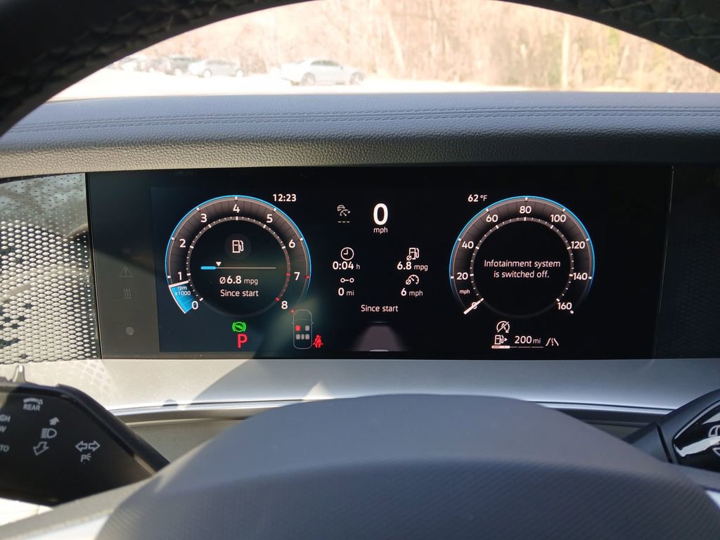 New 2026 Volkswagen Tiguan SE R-Line image 15