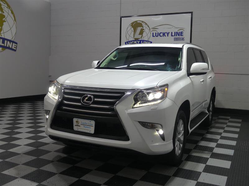 Used 2018 Lexus GX 460 Premium w/ Premium Package image 4