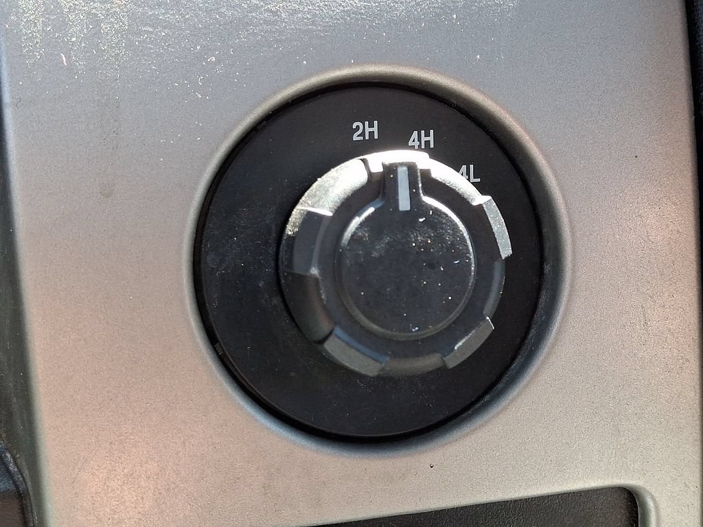 Used 2013 Ford F150 XLT w/ Luxury Equipment Group AWD/4WD image 22