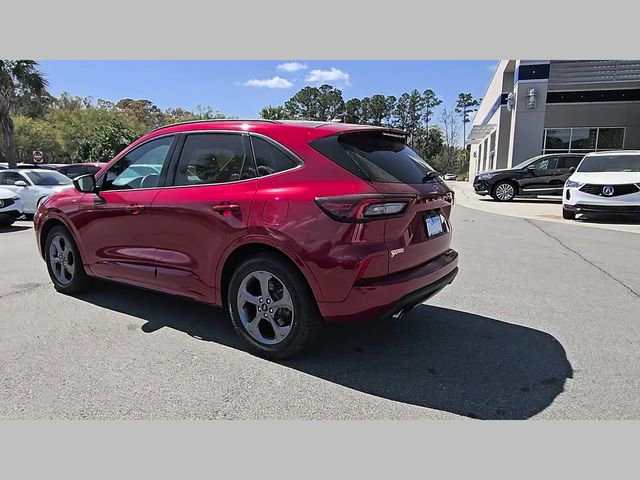 Used 2024 Ford Escape ST-Line w/ Cold Weather Package image 21