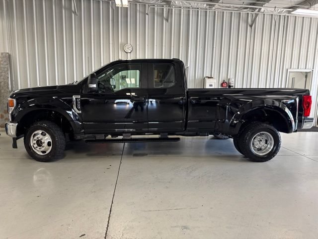 Used 2022 Ford F350 XL w/ Power Equipment Group AWD/4WD image 2