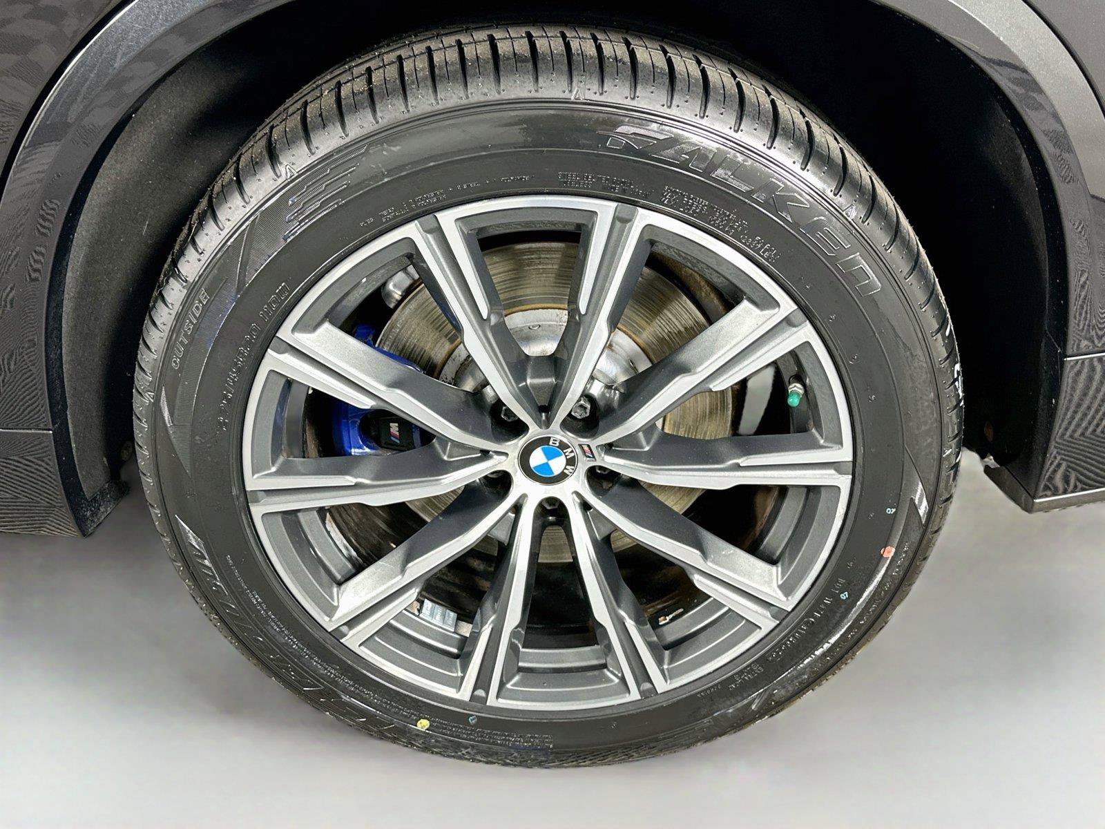 Used 2021 BMW X5 M50i AWD/4WD image 31
