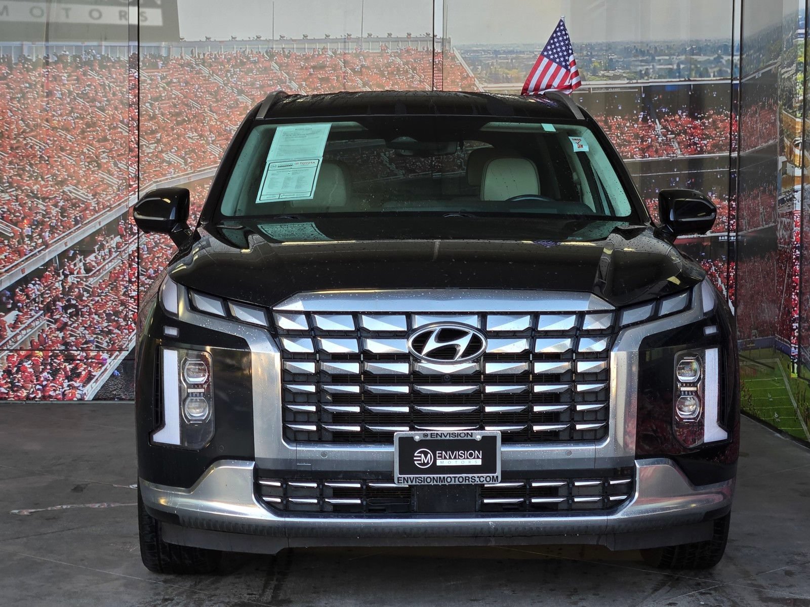 Used 2024 Hyundai Palisade Calligraphy FWD image 3