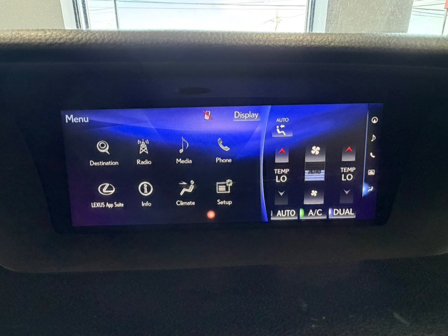Used 2016 Lexus GS 200t image 45