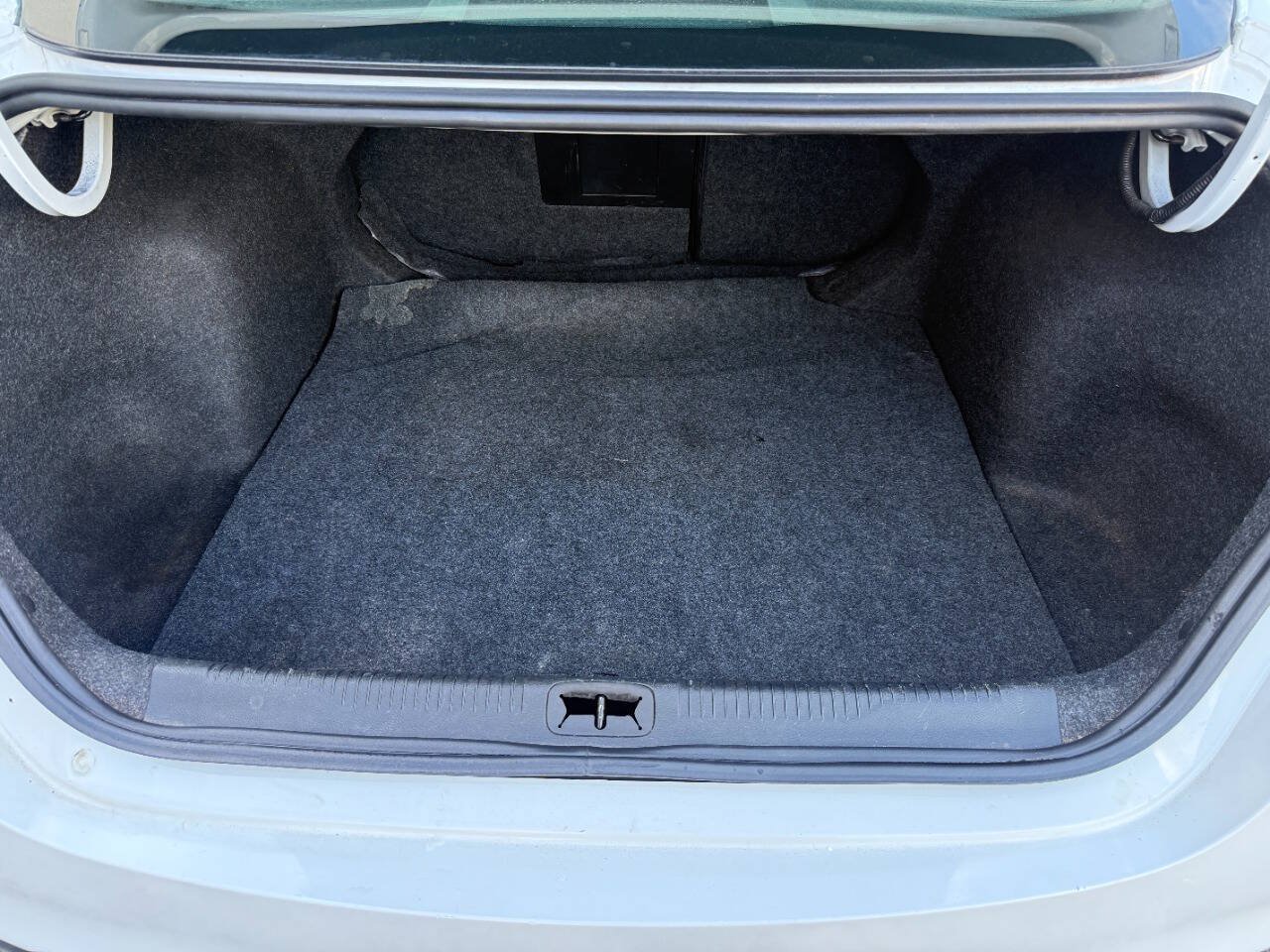 Used 2015 Chrysler 200 Limited FWD image 15