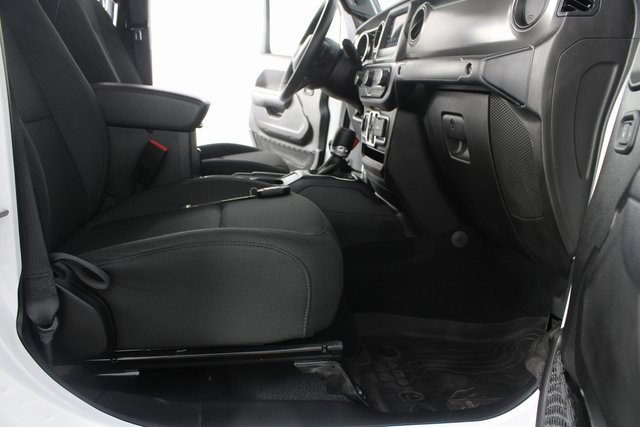 Used 2022 Jeep Gladiator Willys image 20