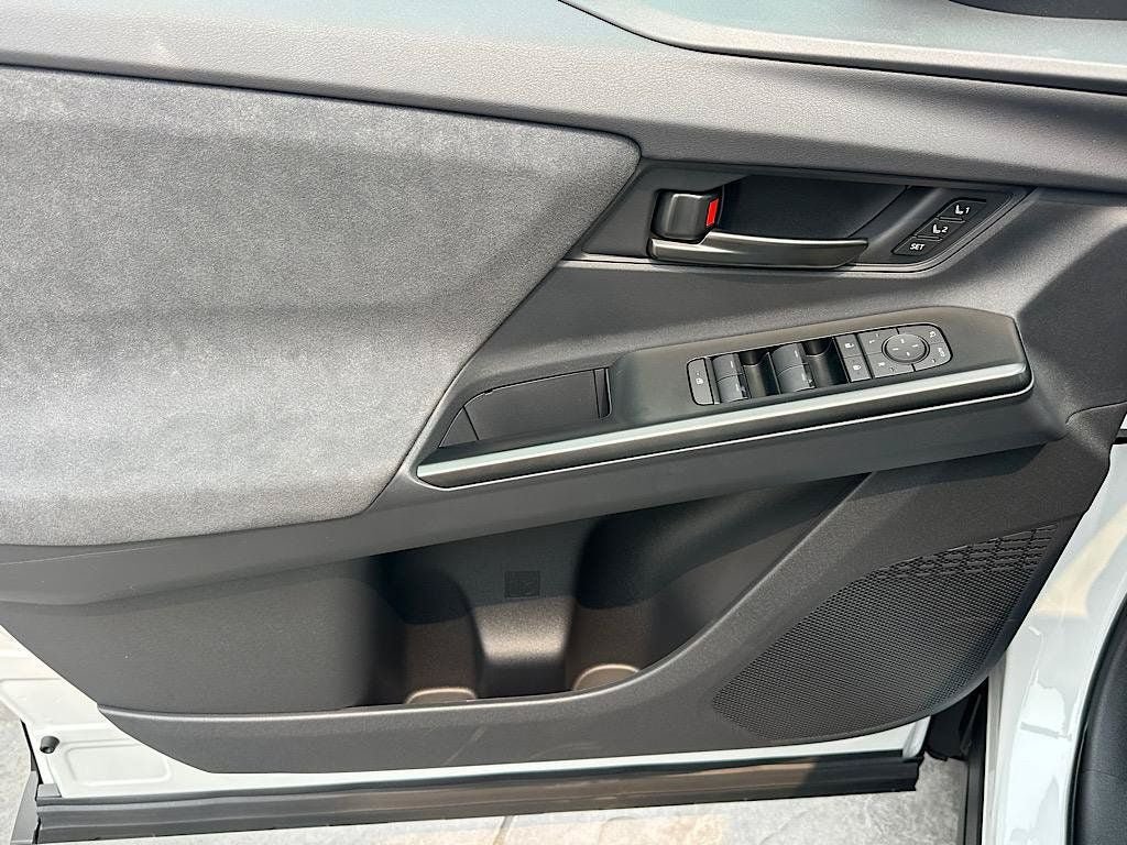 New 2026 Toyota C-HR AWD/4WD image 8