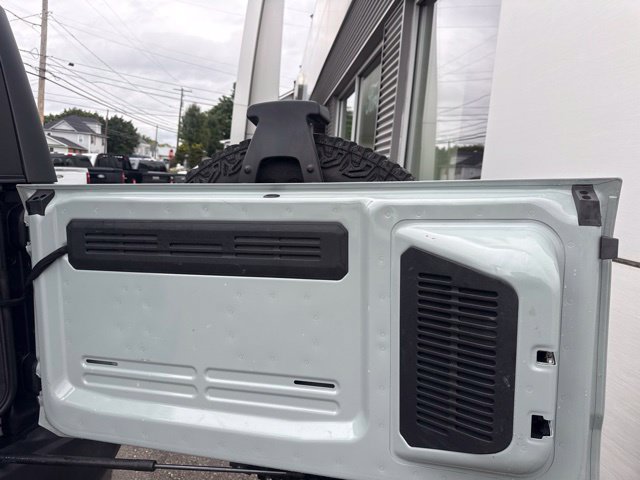 Certified 2023 Ford Bronco Big Bend w/ Sasquatch Package AWD/4WD image 40