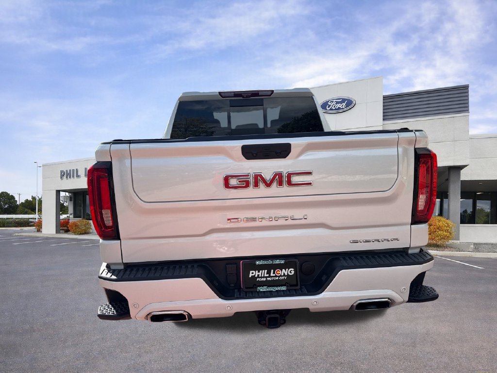 Used 2023 GMC Sierra 1500 Denali AWD/4WD image 7