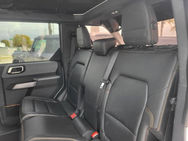 Used 2021 Ford Bronco Badlands image 8