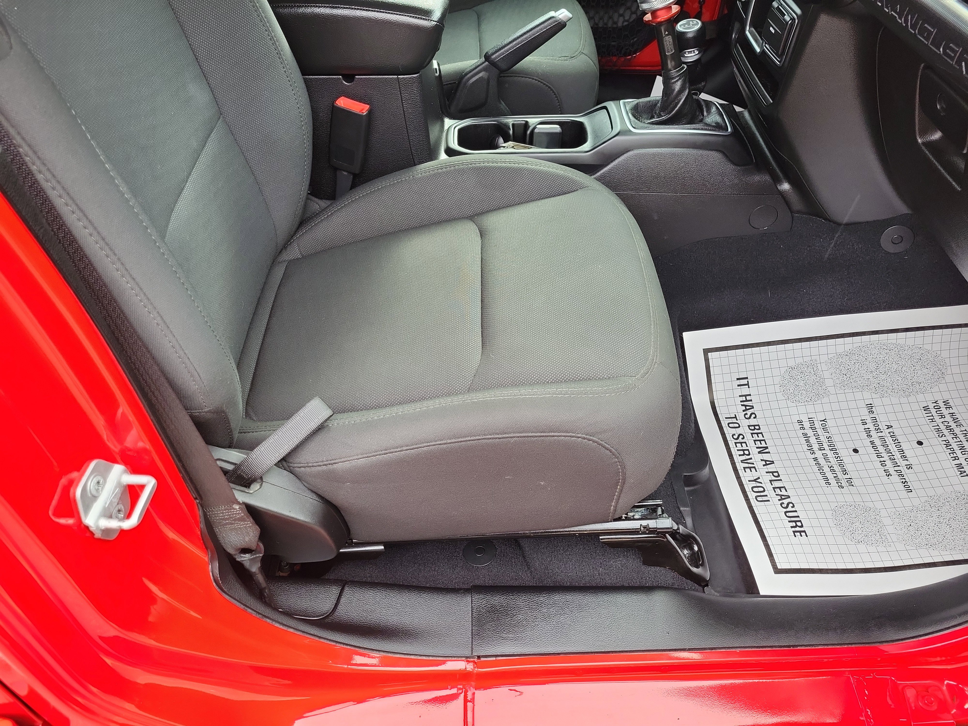 Used 2018 Jeep Wrangler Unlimited Sport image 19