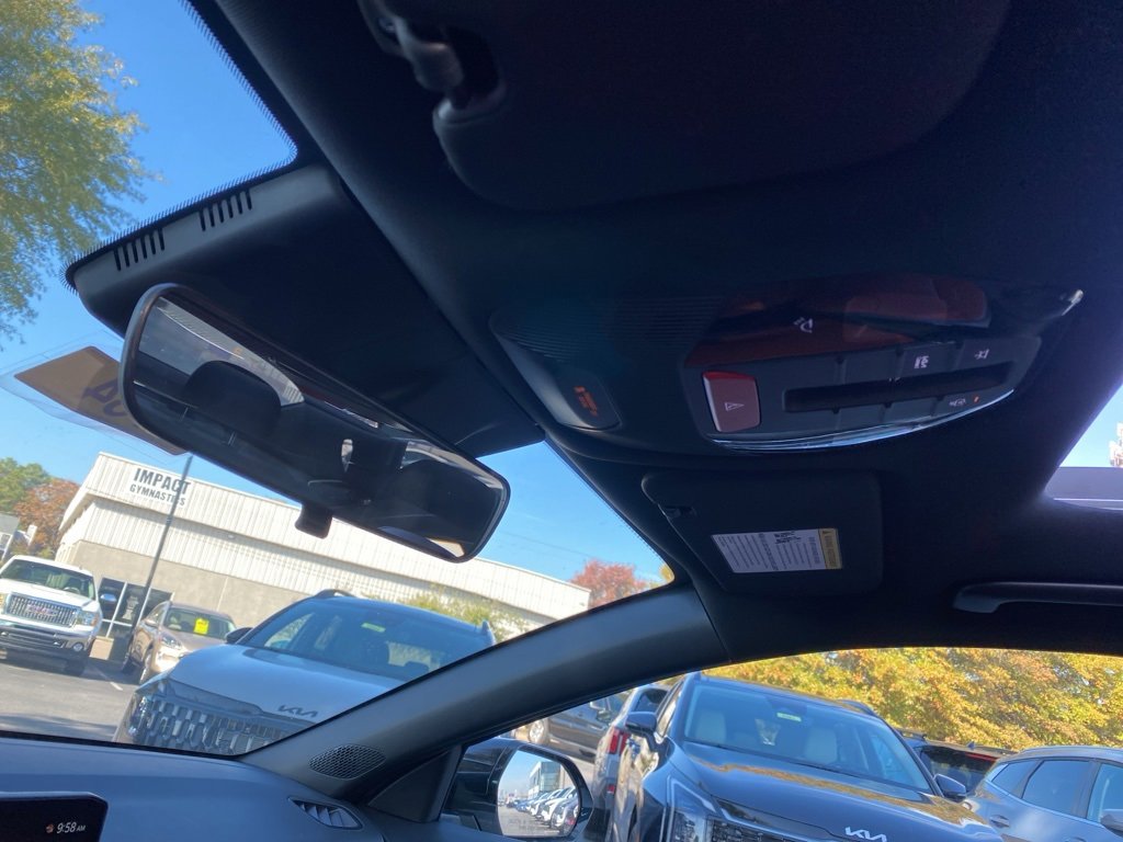 New 2025 Kia K4 GT-Line image 21