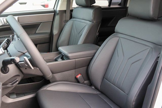 New 2026 Hyundai Santa Fe SEL FWD image 9