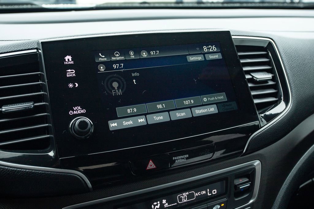 Certified 2023 Honda Passport TrailSport image 31